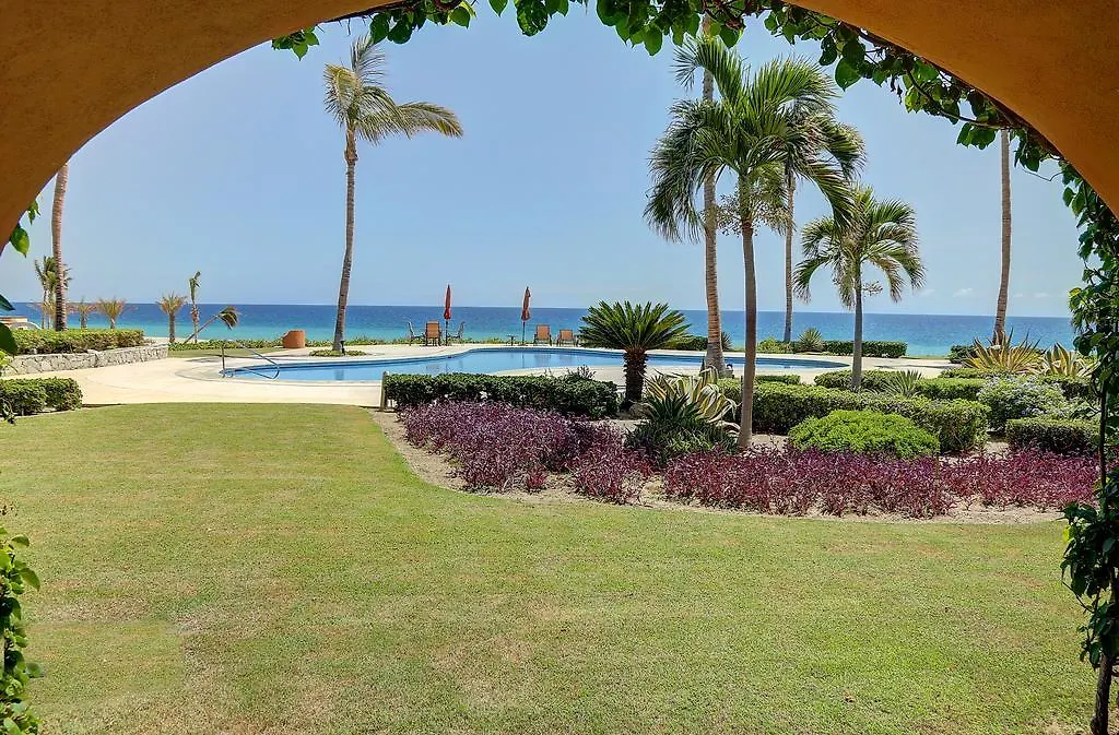 Condominios Brisa - Ocean Front Cabo San Lucas México